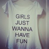 T-SHIRT IT GIRL